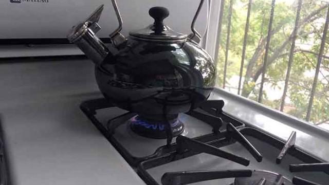 On Feminism And Apologizing To My Teapot