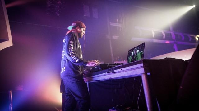 DJ Dillon Francis Set To Headline Plexapalooza 2015