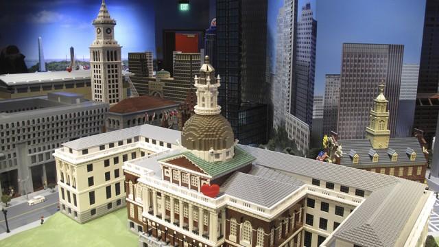 Block By Block, LEGO Constructs Mecca For Boston Fans