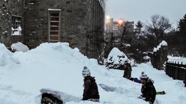 Classes Canceled Monday, Bus Service To End Early
