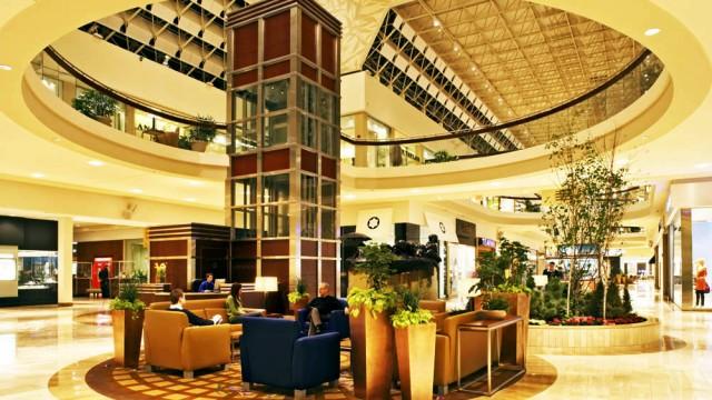 Boston’s Most Stylish Will Convene At The Mall At Chestnut Hill