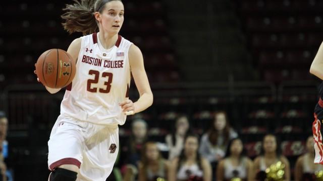 'Splash Sister' Kelly Hughes Makes It Rain