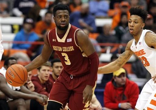 Eli Carter dribbles in the Carrier Dome