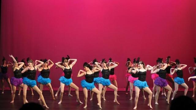 Dance Ensemble Spins the Wheel to Riches in Spry 'Roulette' Show