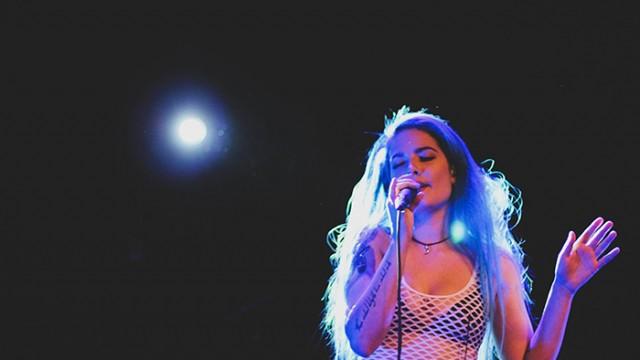 Halsey's Fairy-Tale "Castle" is Visually Clumsy and Unfortified