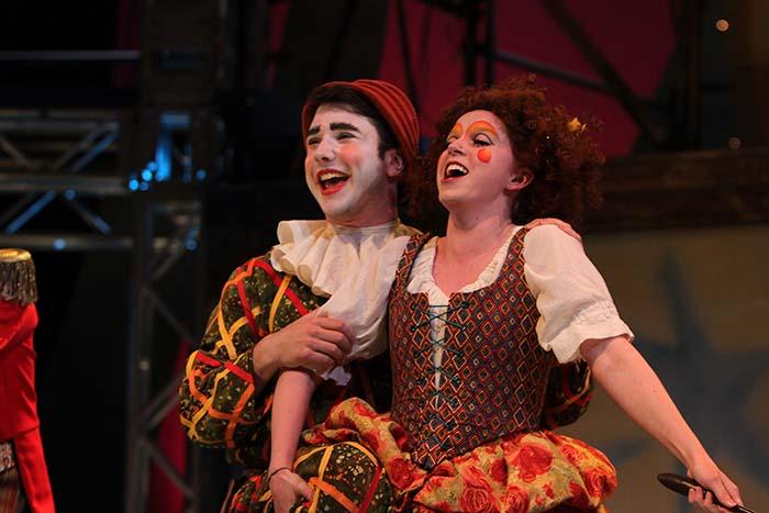 Makransky and Kearnan Serve as Two Masters of the Stage in 'Servant of the Two Masters'