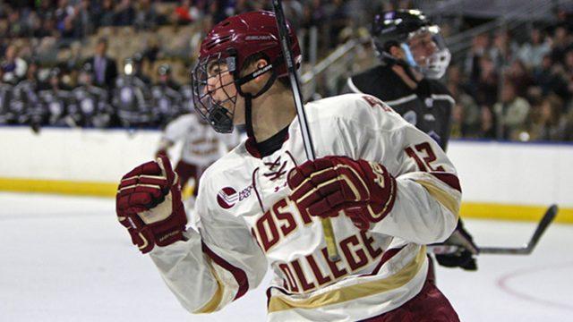 Men's Hockey Crushes Holy Cross, Improves to 15-1 at DCU Center