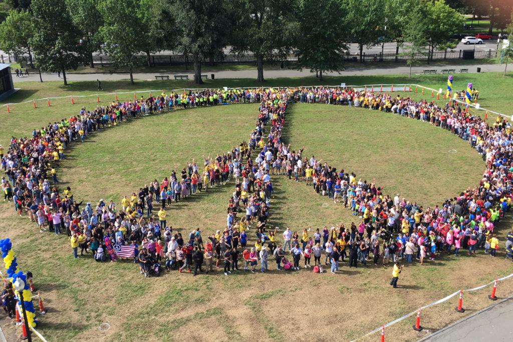 In Common, Record Breaking Attempt Reminds Us of Peace