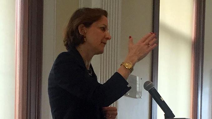 Anne Applebaum Discusses the Lasting Impact of Ukrainian Genocide