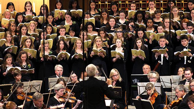 University Chorale Performs 'Elijah' in Dramatic Concert
