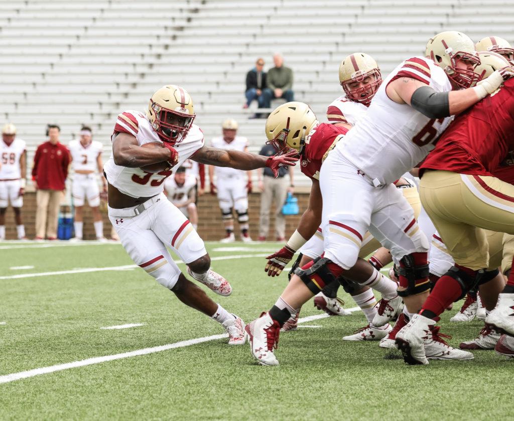 Redshirt freshman Matt McDonald threw three touchdowns, outplaying his counterpart, E.J. Perry, and Elijah Robinson hauled in a pair of highlight-reel catches, effectively stealing the show in the annual exhibition game.
