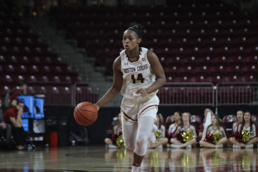 Eagles Overcome Slow Start, Escape With Narrow Victory Over Pitt