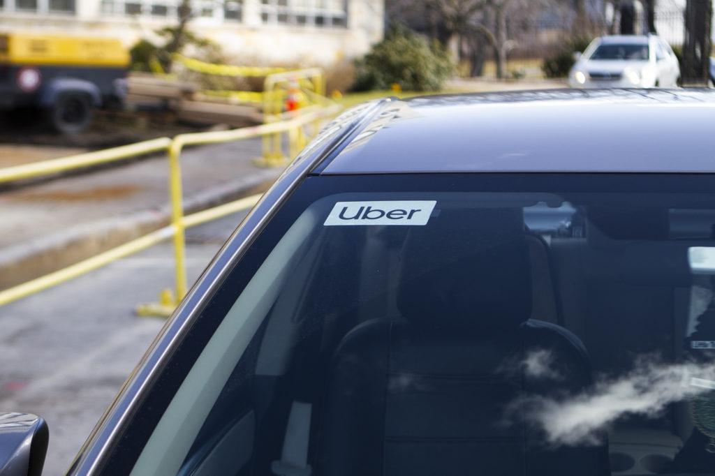 Massport Rejects Uber's Suggestion for Airport Pick-Up