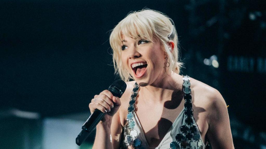 Carly Rae Jepsen Grows Up in "Want You in My Room" Video