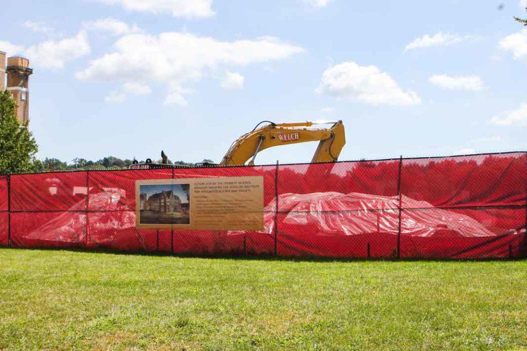 University Briefs New Employees​ on Capital Construction