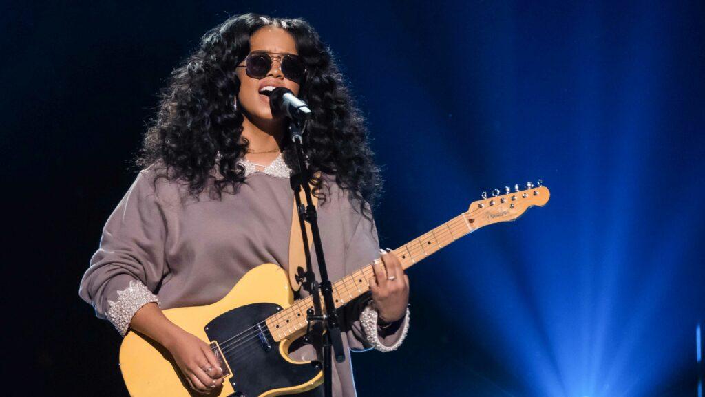 H.E.R., Arlo Parks, and More in Singles