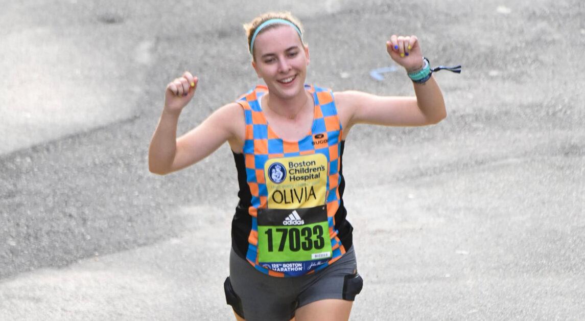 “But it was honestly so fun, I had so much adrenaline from it, because I kind of conserved my energy from Heartbreak Hill to zoom down Comm. Ave.,” Yee said. “I loved seeing everyone, my friends started running down Comm. Ave. with me and just cheering and yelling, and then I was going over to everyone's like clapping hands and everything." 