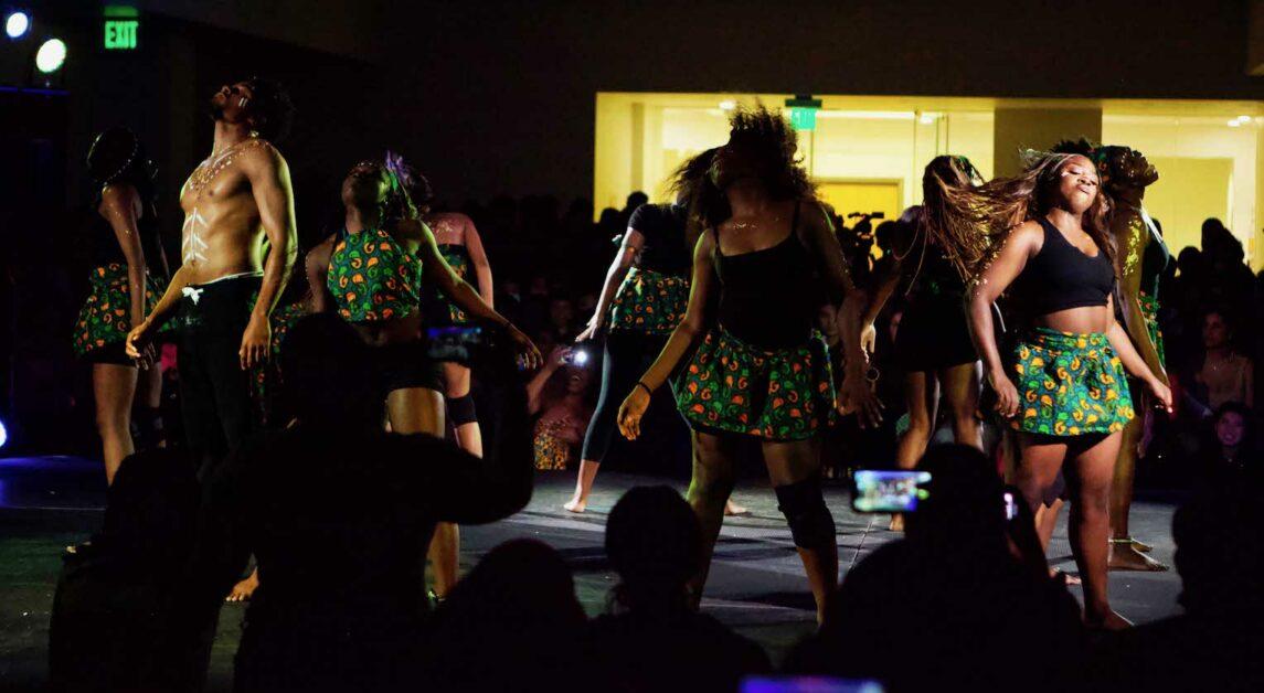 Dance Groups Draw Crowds at Explosive Rookie Showcase