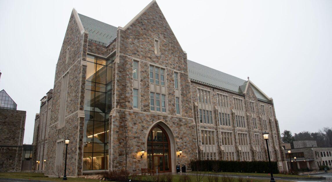 $150 Million Integrated Science Building Opens On Campus