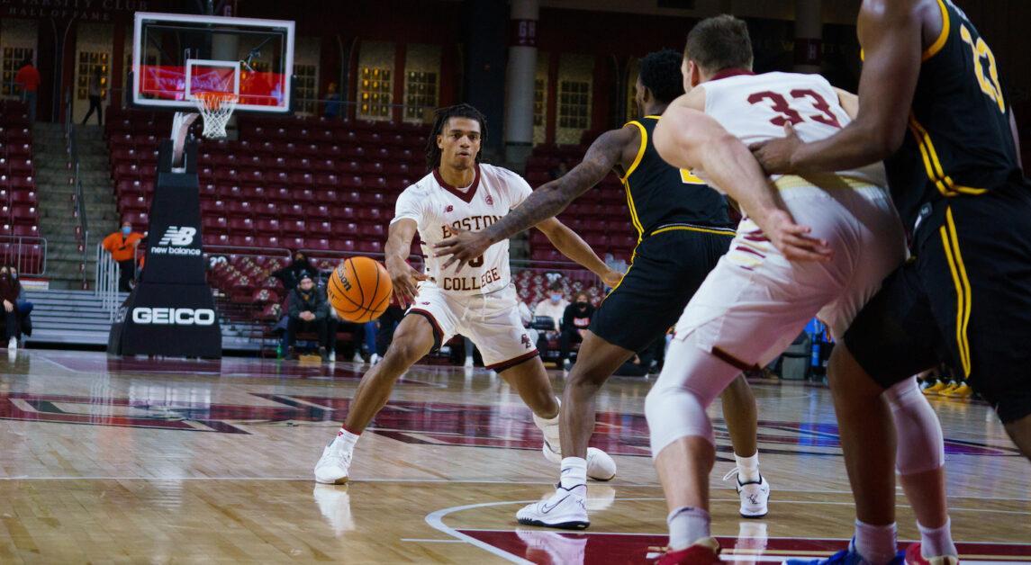 Eagles Edge Pitt In Decisive 66–46 Victory