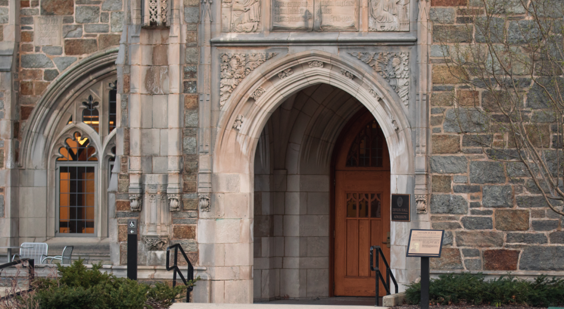 BC Welcomes Admitted AHANA Students for Return of In-Person AHANA Day