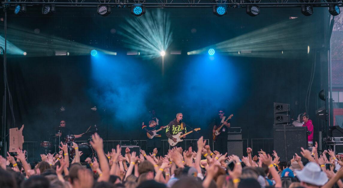 Dominic Fike Ignites Rowdy Crowd at Modstock 2022