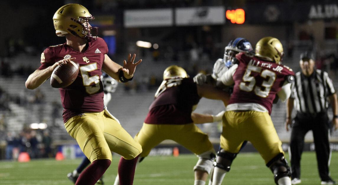 The Eagles had 235 yards of total offense compared to FSU’s 530. (Brody Hannon / Heights Staff)