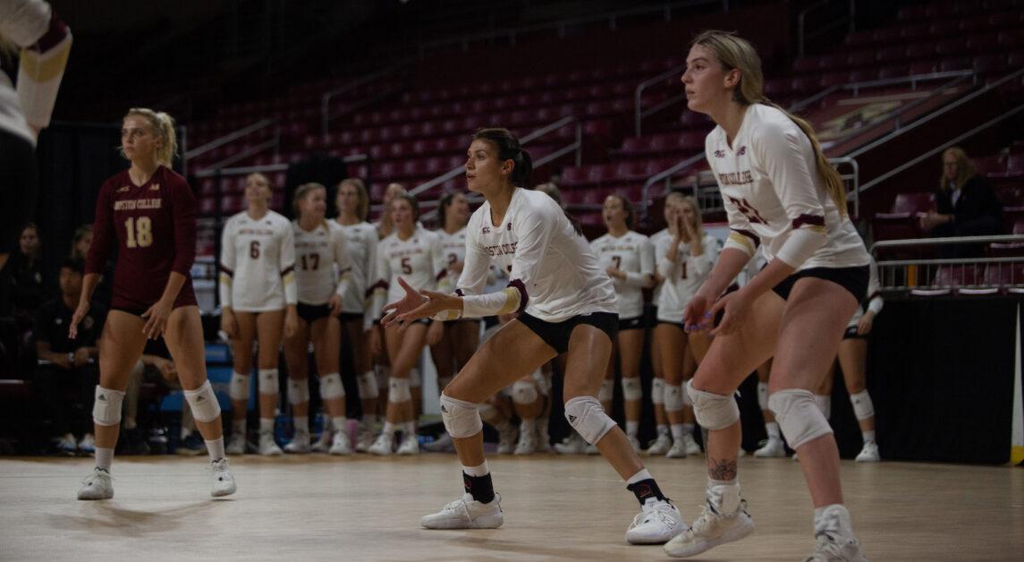 The Eagles took Syracuse to five sets on Wednesday but lost to the Orange by just two points. (Lenya Singer / Heights Staff) 