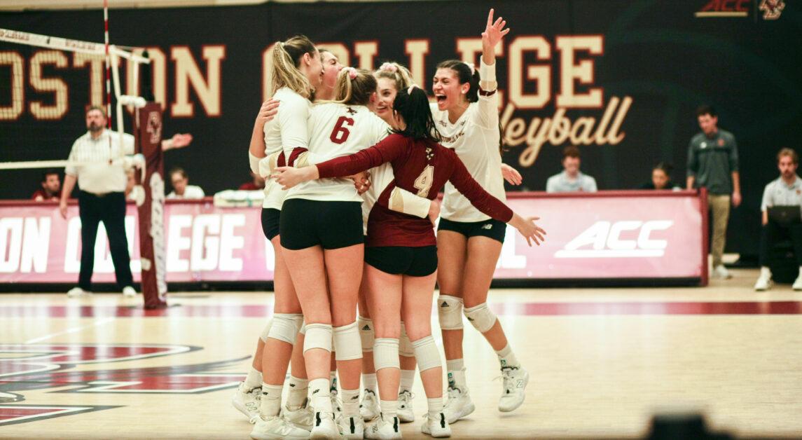 The Boston College Women’s Volleyball team celebrated after winning a set, Oct. 28, 2022 (Aditya Rao / Heights Staff) 