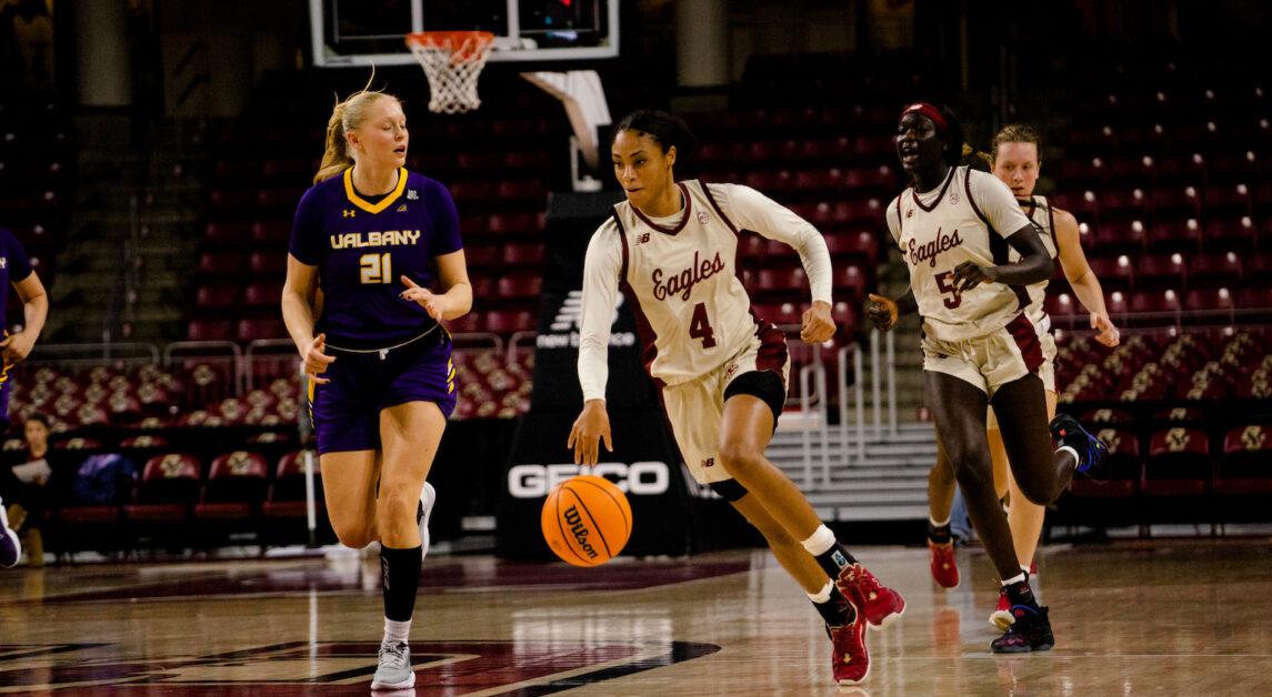 Current juniors Dontavia Waggoner and JoJo Lacey combined for 28 points in BC’s victory over the Great Danes. (Nicole Wei / Heights Staff)