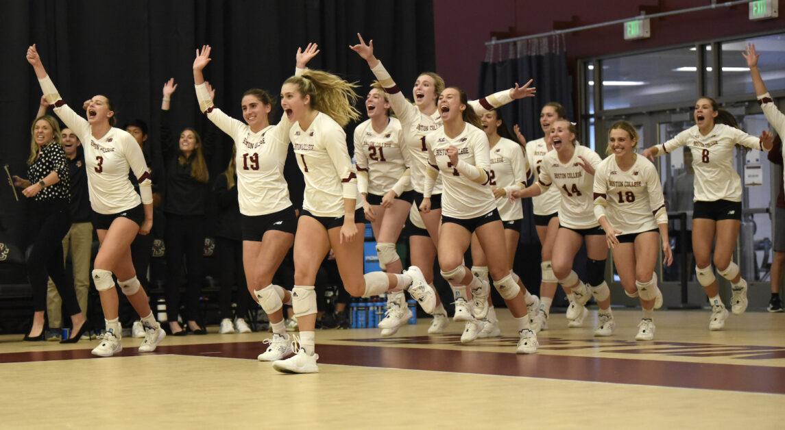 The Eagles battled back from a 10–3 deficit in the second set against St. John’s to earn their second straight sweep.(Brody Hannon / Heights Staff)