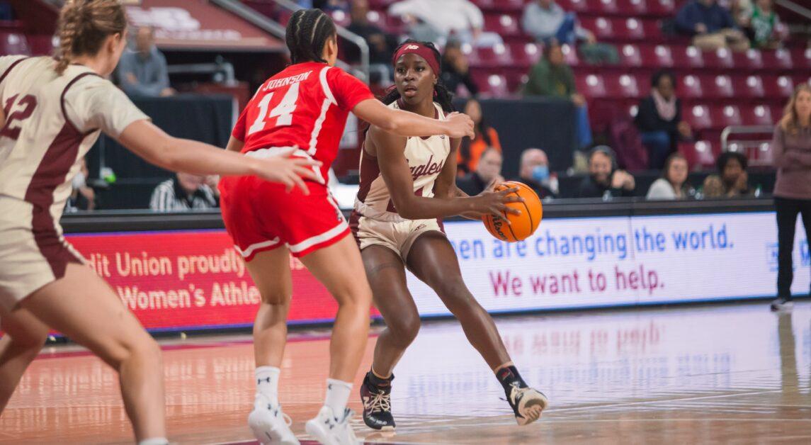 The Eagles scored 29 points off BU turnovers in BC’s 90–80 win. (Alina Chen / Heights Staff)