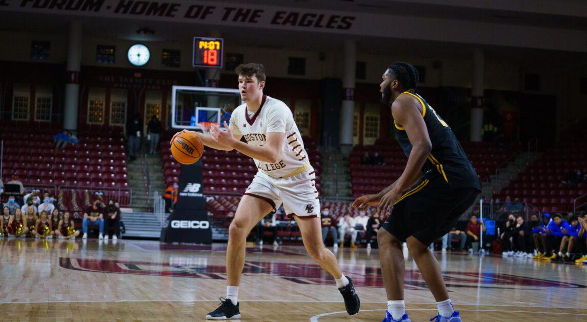 Quinten Post finished with eight points and three rebounds in 17 minutes of action. (Nicole Wei / Heights Staff)