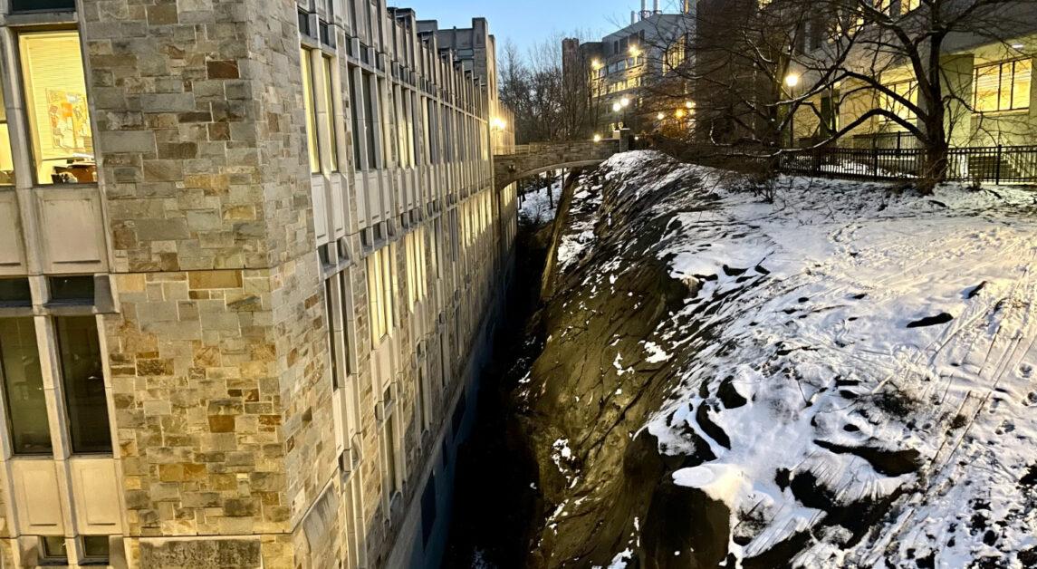 The University temporarily placed a crane in front of Maloney Hall to address an issue involving shifting rocks in the ledge between Maloney and O’Neill Library, according to Associate Vice President of Facilities Services Robert Avalle Jr.