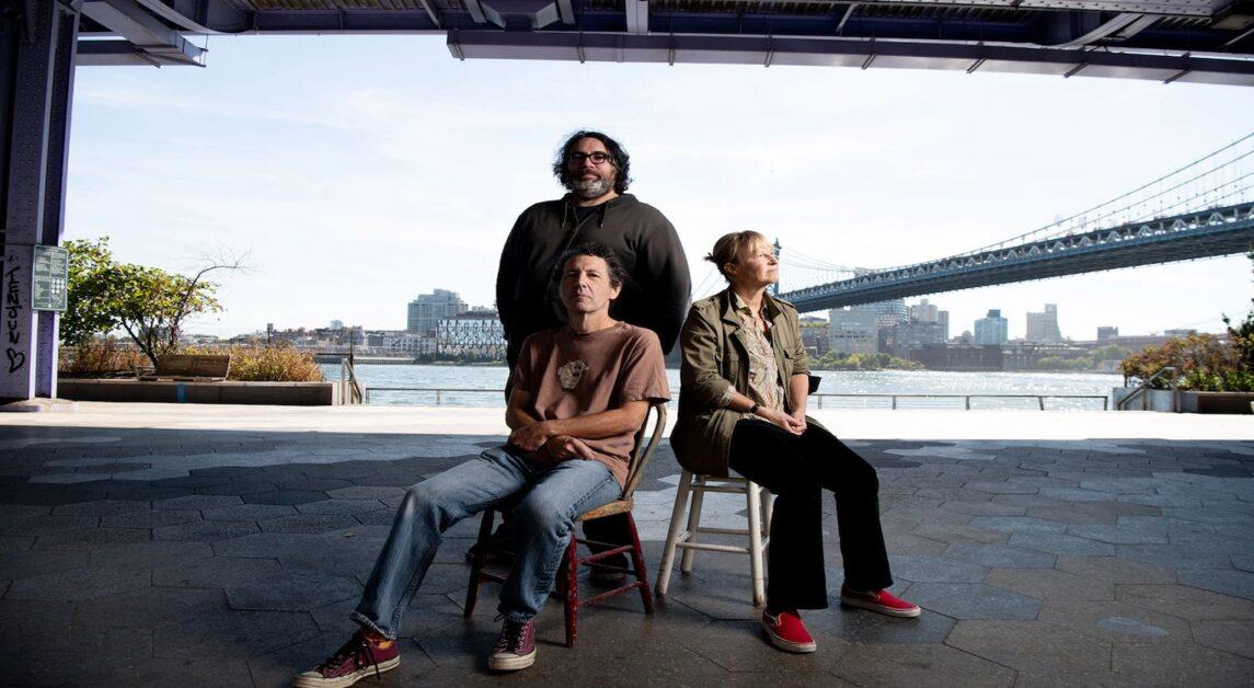 Yo La Tengo Brings Shoegaze To Modern Listeners With ‘This Stupid World’