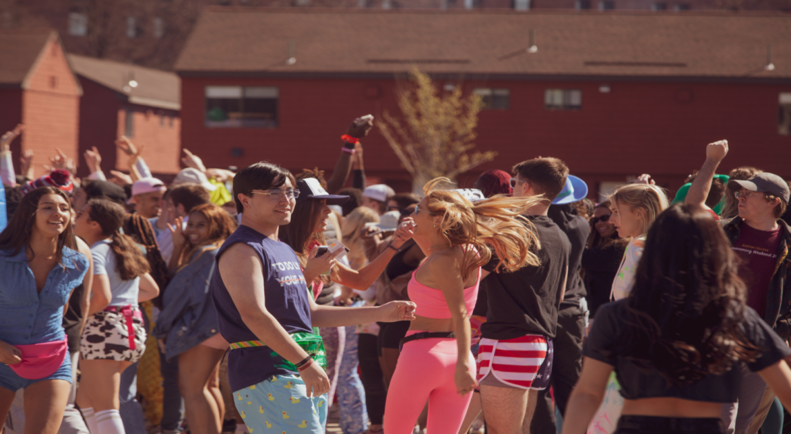 Leaf: What to Wear on Marathon Monday 