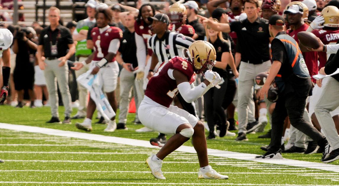 The Eagles’ defense allowed Louisville to score seven touchdowns on its first seven offensive drives. (Nicole Wei / Heights Staff)