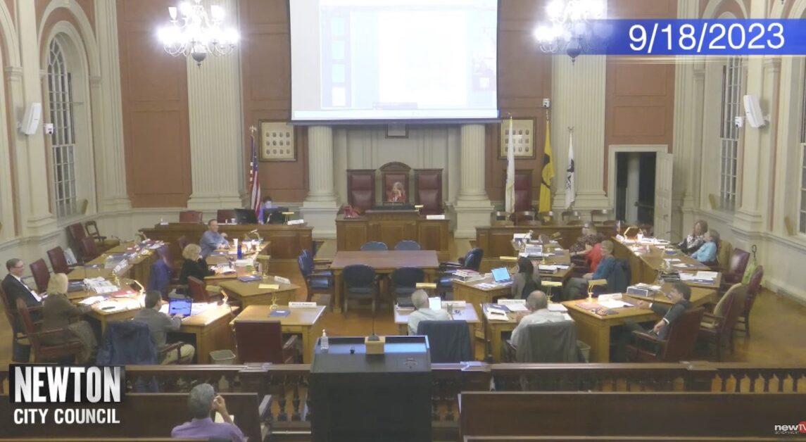 The ordinance’s objective is to reduce the amount of single-use plastic in the city. (Connor Siemien / Heights Editor)