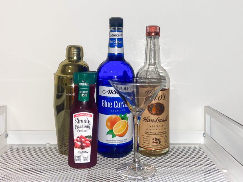 Inspired by Swift’s song “Lavender Haze” from her 2022 album Midnights, the Lavender Haze is the perfect drink to casually sip or to fuel a night of dancing with your friends. 