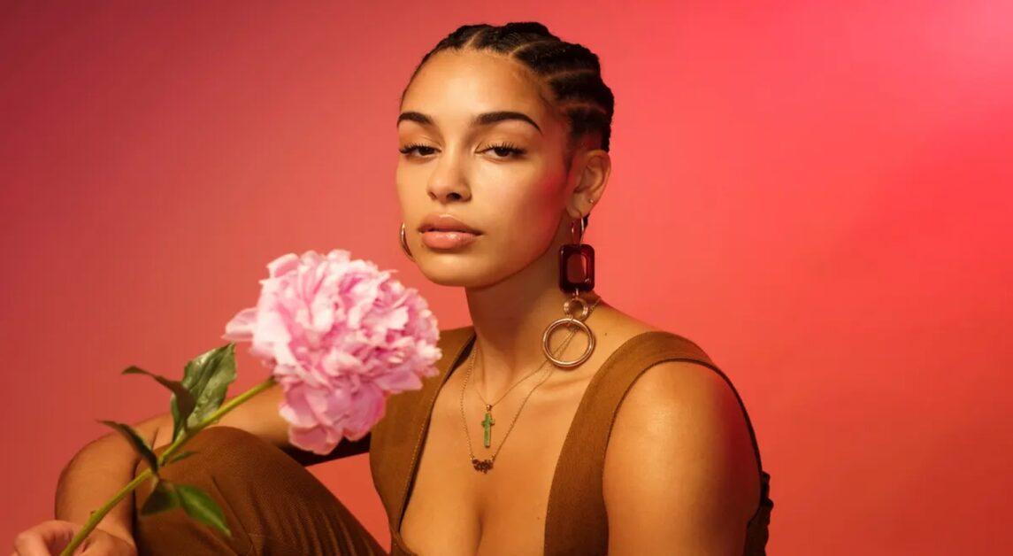 Jorja Smith Takes Her Listeners Through The Ups and Downs of Love With ‘falling or flying’