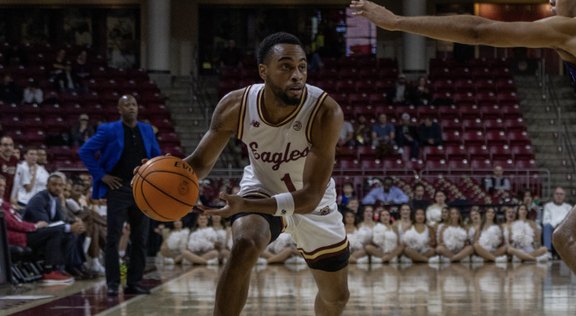 Harris Jr. scored 29 points in the win. (Kellen Davis / Heights Staff) 