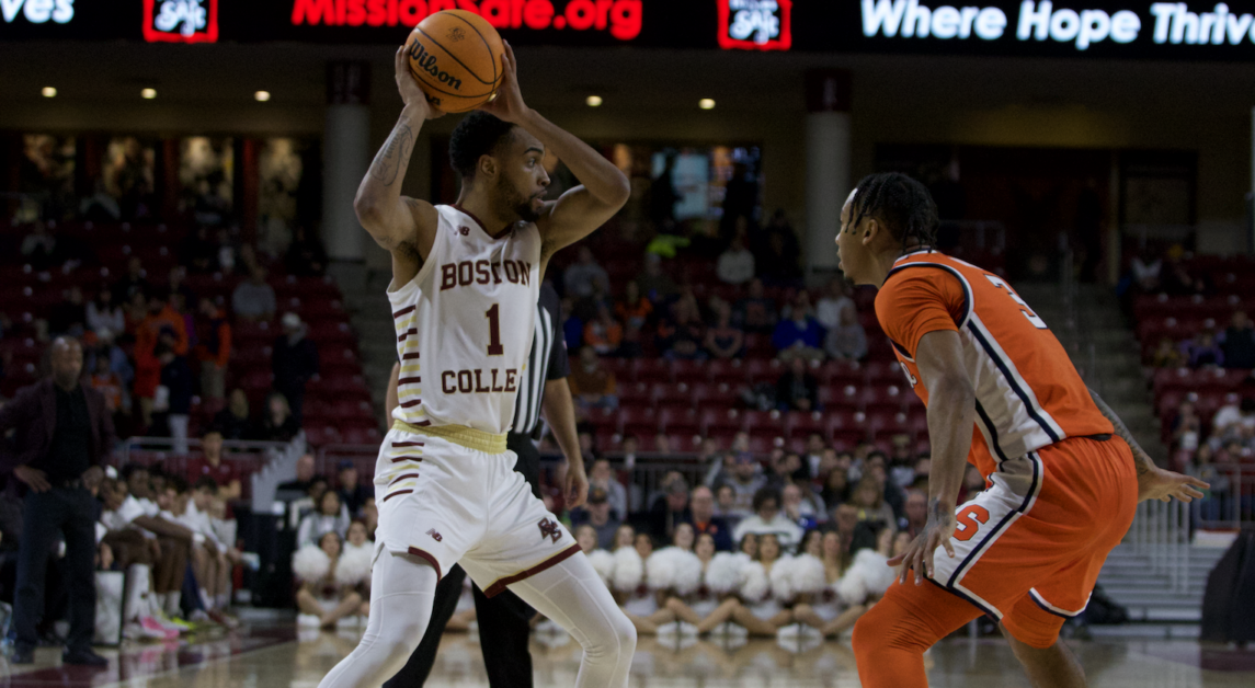 Claudell Harris Jr., pictured, scored 14 of his 19 points in the final eight minutes of play. (Sarah Fleming / Heights Editor)
