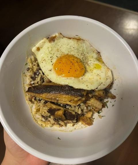 I recently returned from a trip to Lisbon, Portugal, and if there’s one thing I learned while there, it’s that the Portuguese love sardines. This dish, the pan-fried pantry sardine bowl, takes inspiration from the Lisboeta food scene and adapts it to common pantry ingredients.