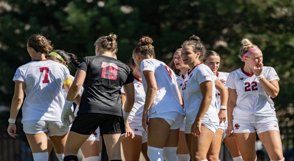 Thirteen of the Eagles' 22 shots were on goal. (Paul Criado / Heights Editor) 