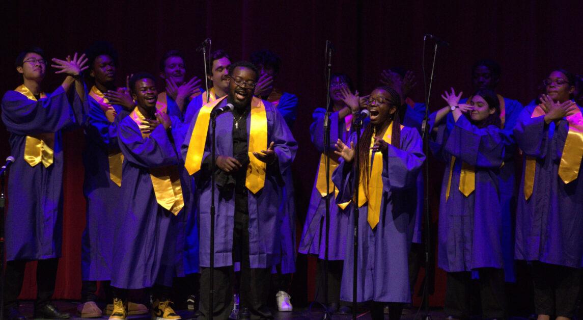 BC A Cappella Groups Unite in Fall Showcase