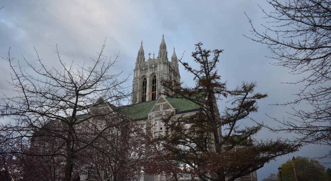Javier Zamora Discusses Immigration Journey in Lowell Lecture