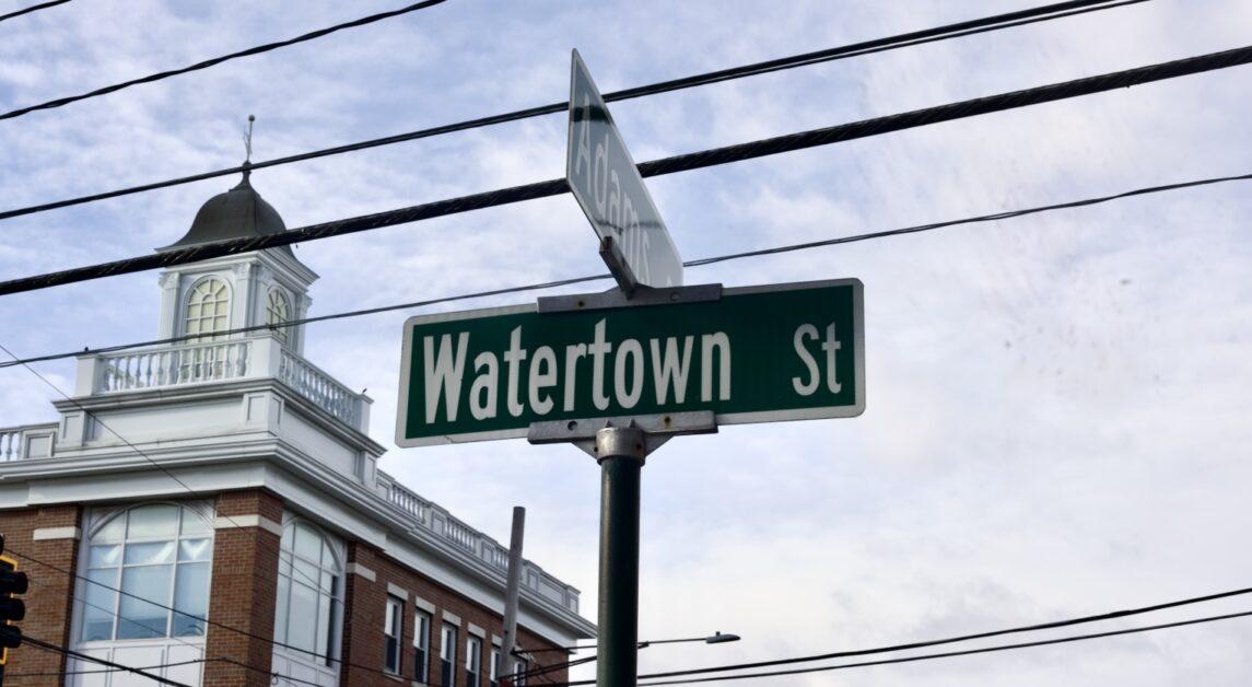 The council passed the withdrawal unanimously.(Genevieve Morrison / Heights Editor)