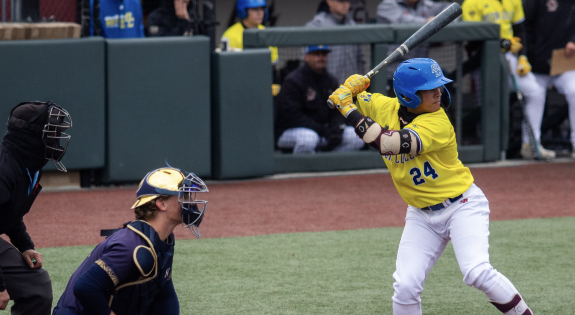 The Eagles were scoreless for six innings before scoring the game-winning run. (Yamari Santillan / Heights Staff)