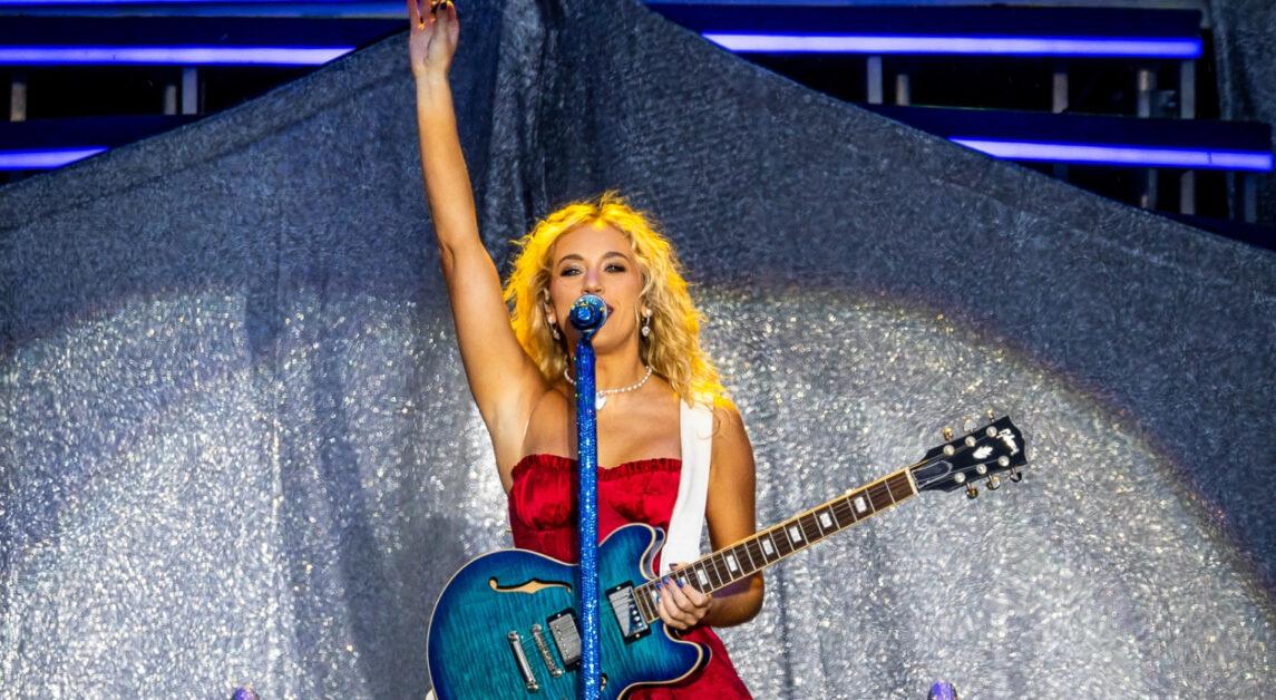 Megan Moroney Stuns Despite Rain at Boston Calling Day One